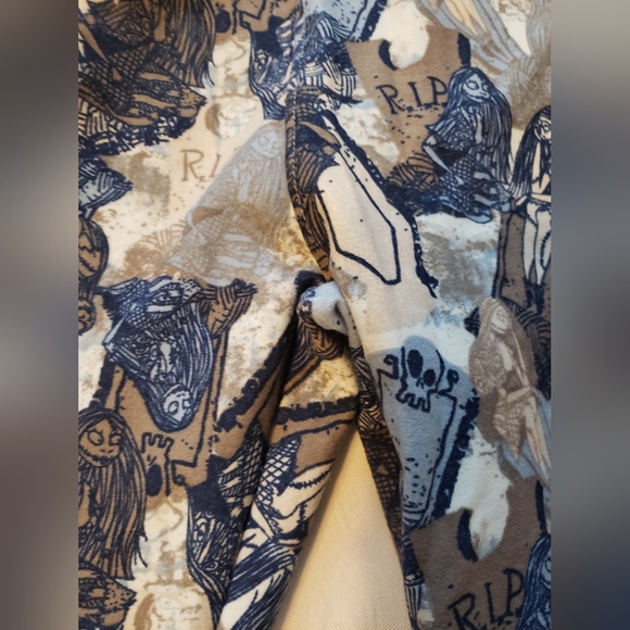 Lularoe OS Disney Jack & Sally NBC Leggings - Picture 5 of 6